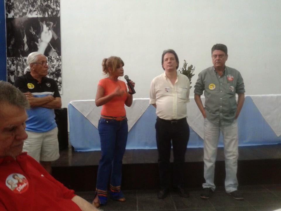 Feijoada de confraternização sindical no SINTTEL-RJ é concorrida e conta com a presença de parlamentares
