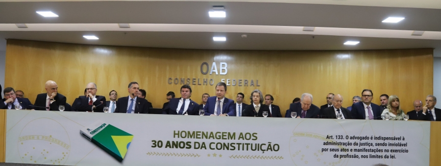 Rita Cortez integra mesa de honra com ministros do STF em evento na OAB, em Brasília